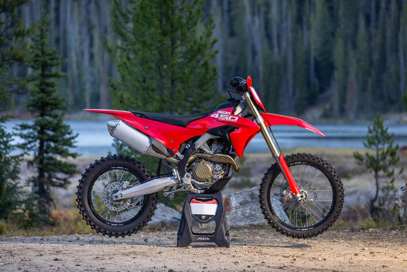 Ducati Desmo450 EDX, Ducati’s Enduro-Cross for Cross-Country and Enduro