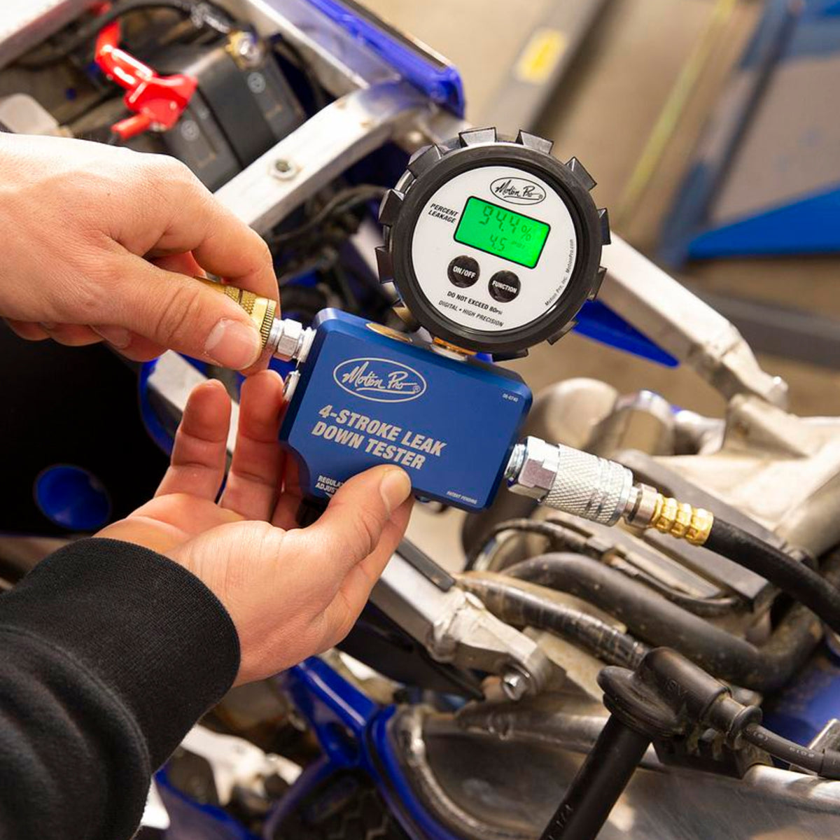 MOTION PRO - DIGITAL FOUR STROKE LEAK DOWN TESTER
