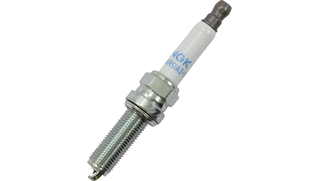 NGK SPARK PLUG - LMAR9A-10
