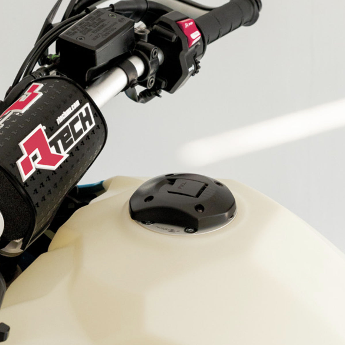 RTECH - 6.1 GALLON FUEL TANK - 2019–2024 YAMAHA TENERE 700