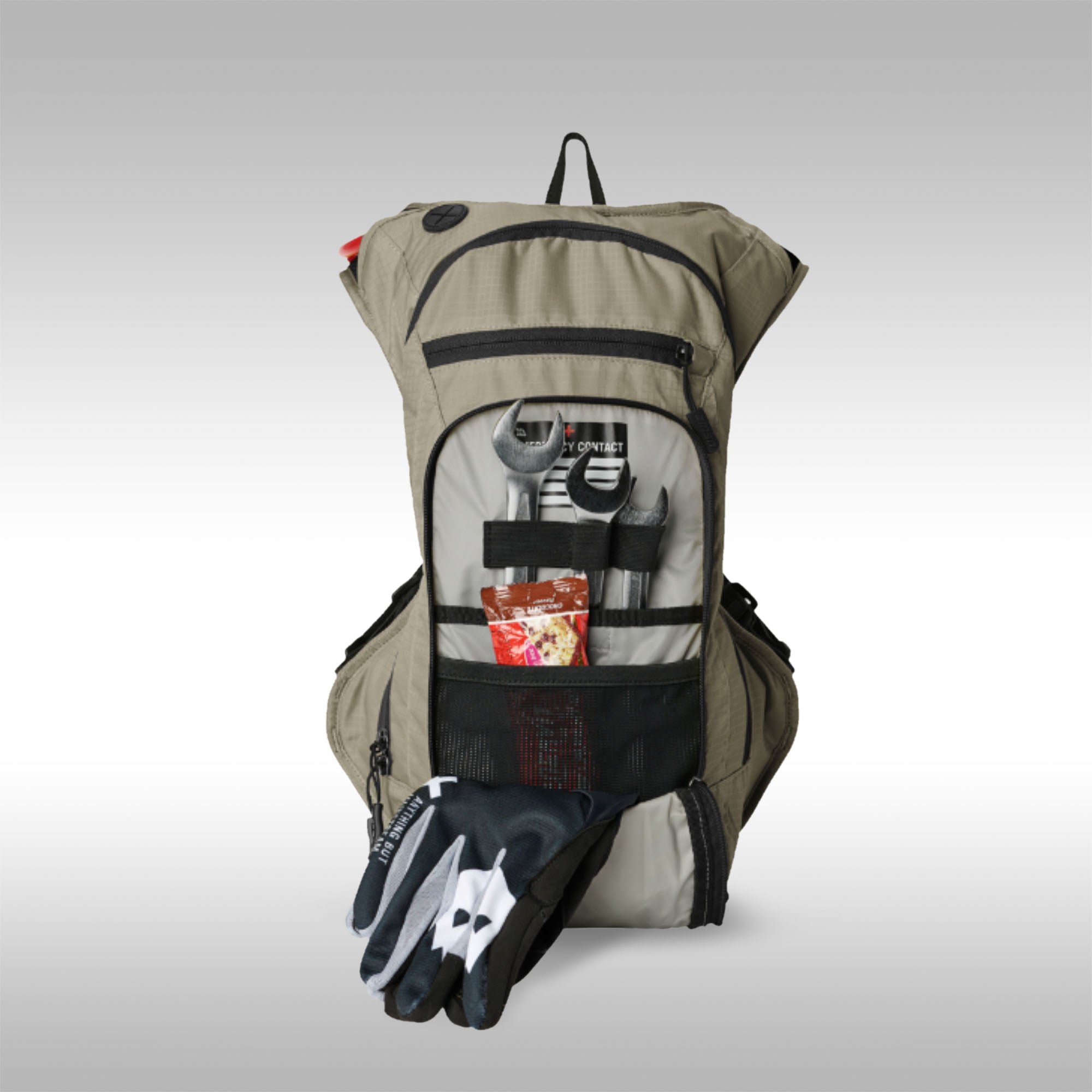 USWE Outlander 9L Hydration Pack - Motorcycle Backpack | TMBR MOTO