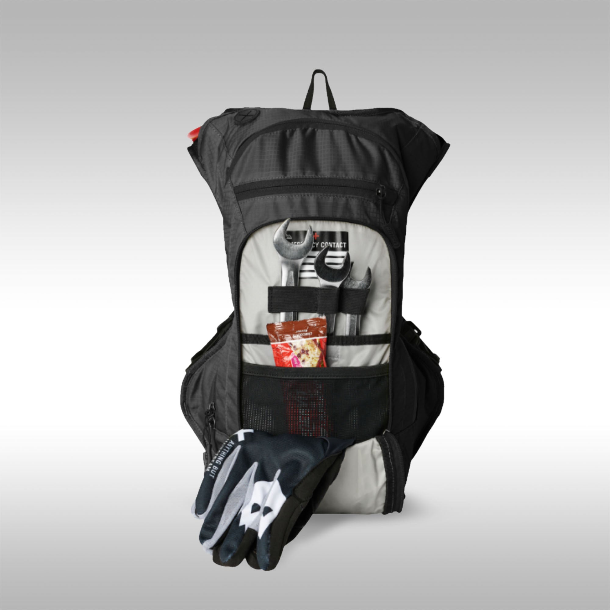 USWE Outlander 9L Hydration Pack - Motorcycle Backpack | TMBR MOTO