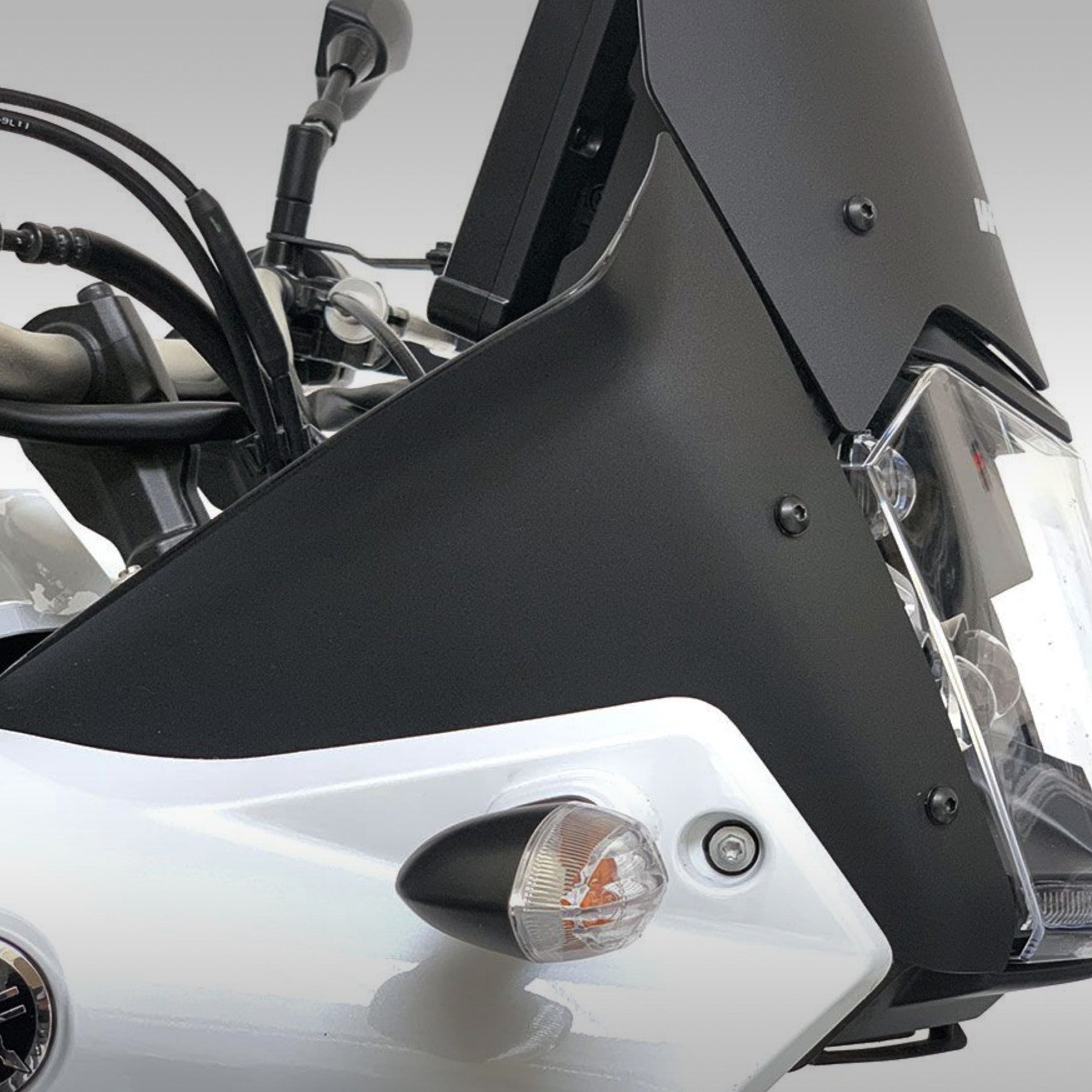 Headlight protector makrolon with quick release fastener for Yamaha Ténéré 700 World Raid *OFFROAD USE ONLY* | : Online shop for motorbike accessories Headlight protector makrolon with quick release fastener for Yamaha Ténéré 700 World Raid *OFFROAD USE ONLY* | : Online shop for motorbike accessories