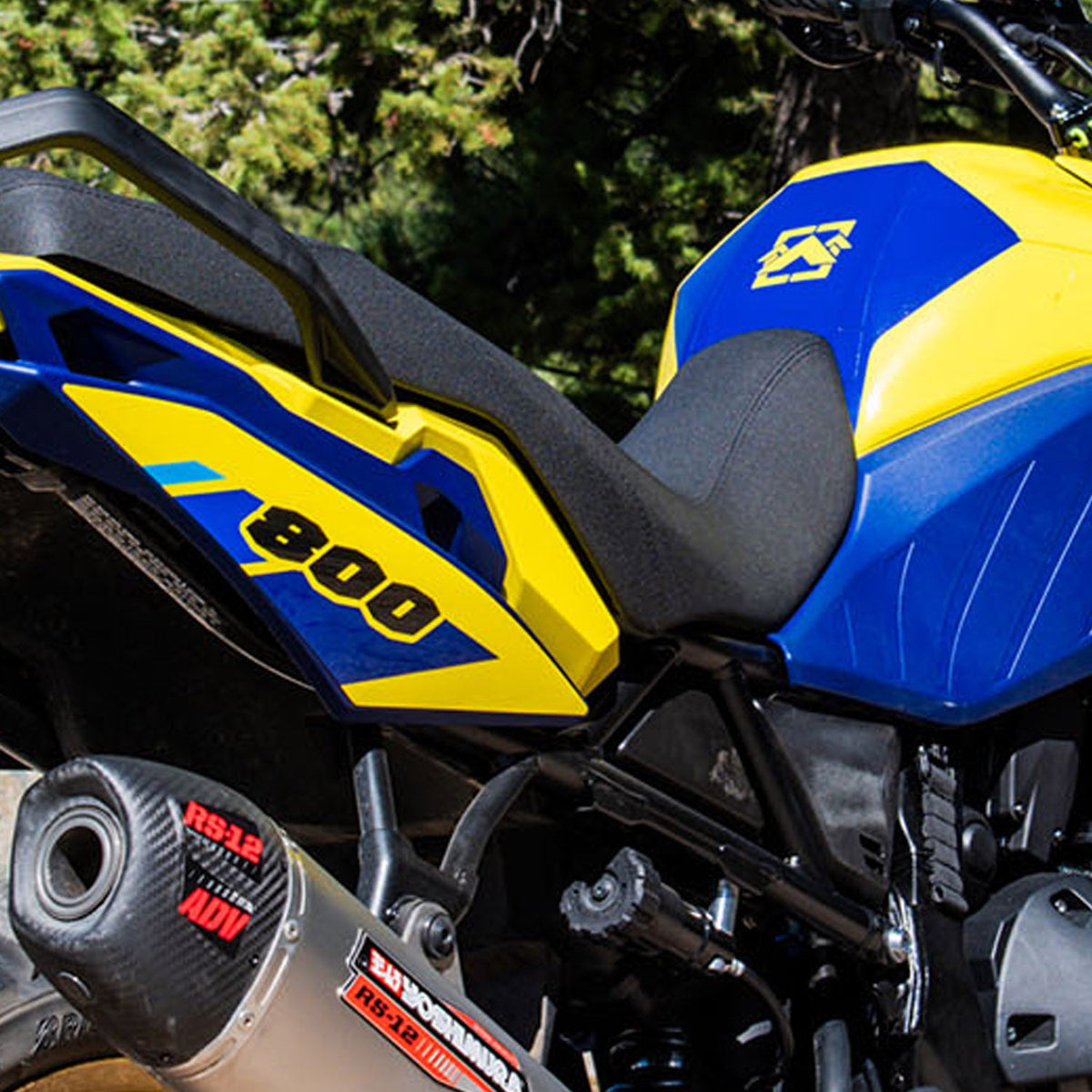 2023 - 2024 SUZUKI V-STROM 800DE GRAPHICS KIT - YELLOW /  BLUE