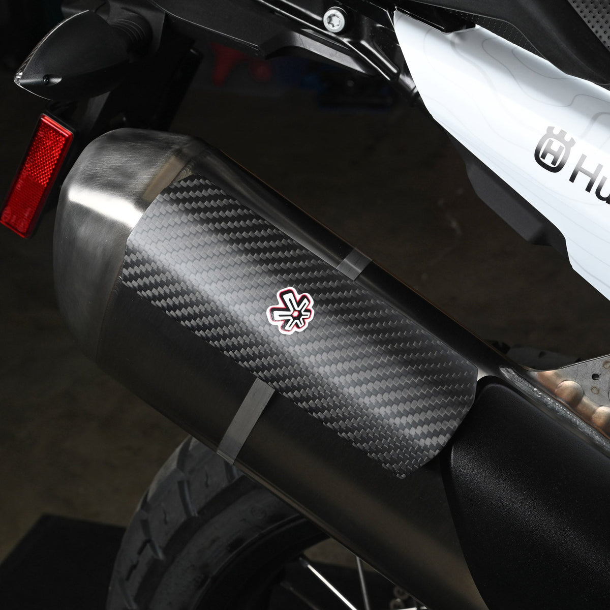 ASTERISK UNIVERSAL CARBON FIBER HEAT SHIELDS